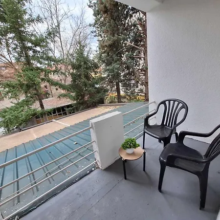 Apartament Gogh 1 *